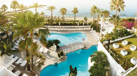 Beach Club, Puente Romano