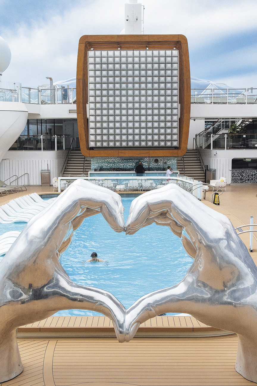 Celebrity Apex pool007 0757