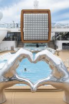 Celebrity Apex pool007 0757